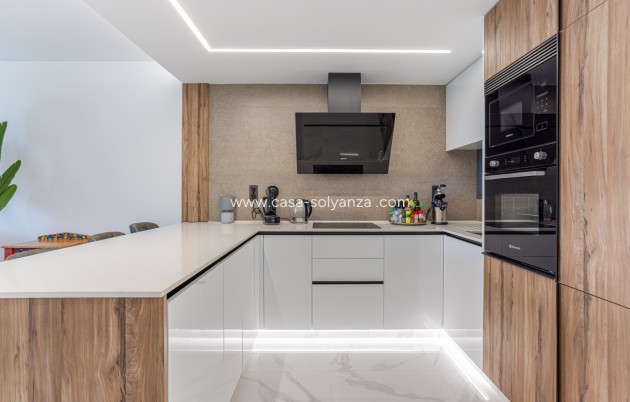 Resale - Apartment / flat - Guardamar del Segura - El Raso