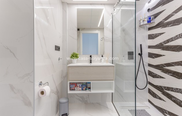 Resale - Apartment / flat - Guardamar del Segura - El Raso