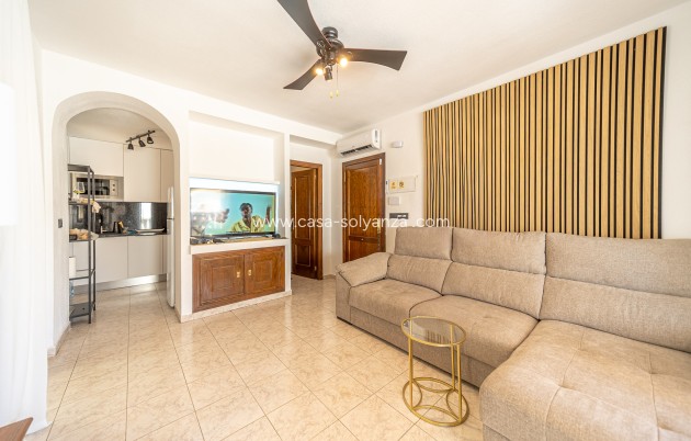 Resale - Apartment / flat - Torrevieja - La Mata