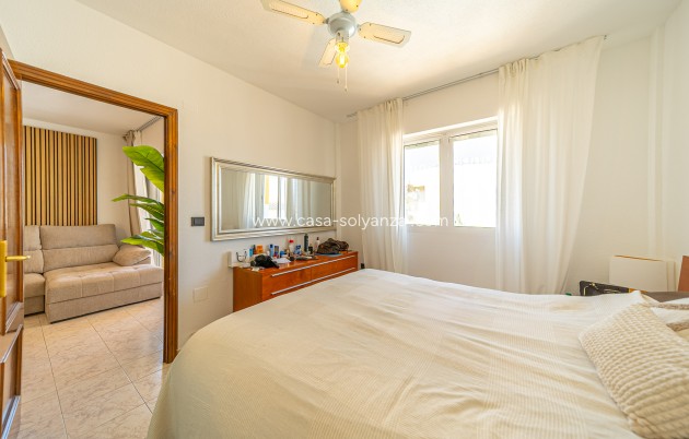 Resale - Apartment / flat - Torrevieja - La Mata