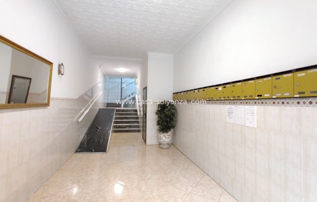 Resale - Apartment / flat - Dolores - Costa Blanca