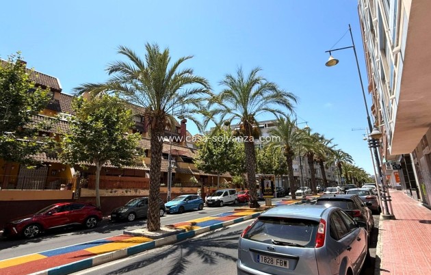 Resale - Apartment / flat - Torrevieja - Curva Del Palangre