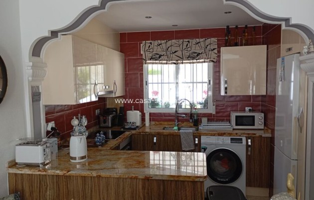 Resale - Villa - Villamartin - Costa Blanca