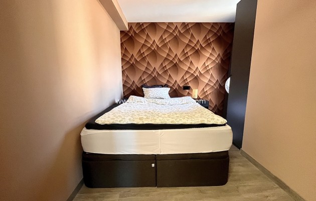 Resale - Apartment / flat - Almoradí - Inland