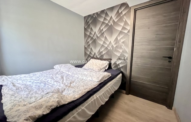 Resale - Apartment / flat - Almoradí - Inland