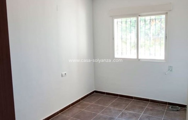 Resale - Country Property/Finca - Catral - Catral - Country