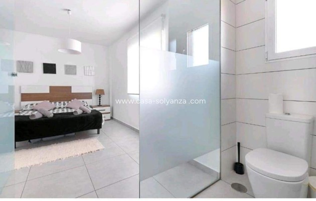 Resale - Bungalow - Torrevieja - Parque Acuático - Sector 25