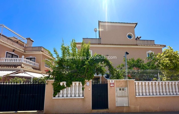 Resale - Villa - Orihuela Costa - La Regia