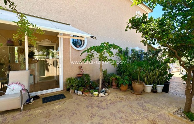 Resale - Villa - Orihuela Costa - La Regia