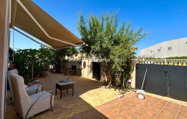Resale - Villa - Orihuela Costa - La Regia