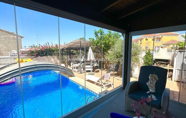 Resale - Villa - Orihuela Costa - La Regia