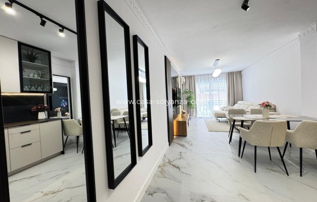 Resale - Apartment / flat - Torrevieja - Playa de los Locos