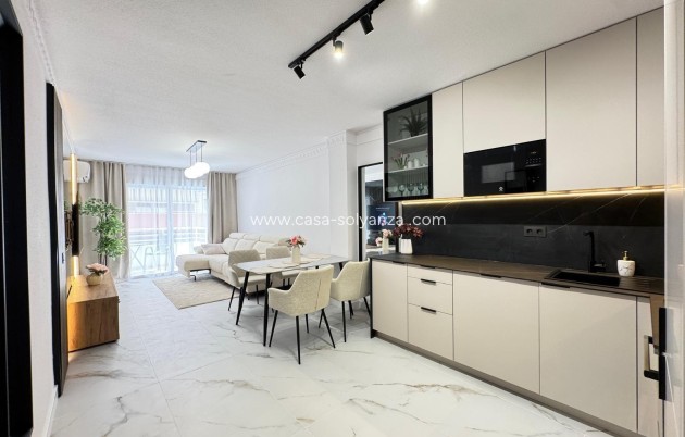 Resale - Apartment / flat - Torrevieja - Playa de los Locos