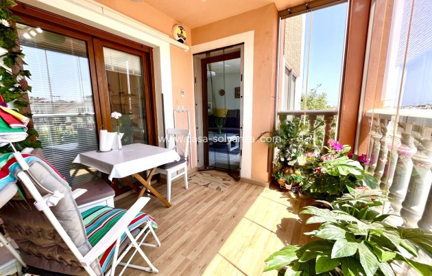Resale - Apartment / flat - Villamartin - Costa Blanca