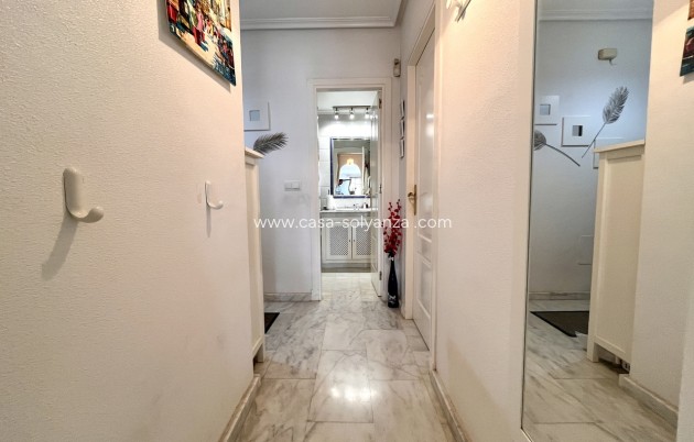 Resale - Apartment / flat - Villamartin - Costa Blanca