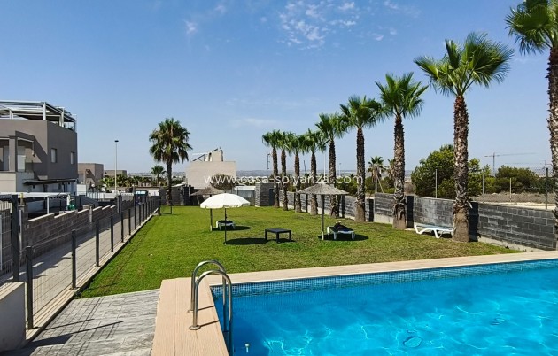 Resale - Villa - Torrevieja - Costa Blanca