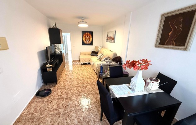 Resale - Apartment / flat - Los Alcázares - Center