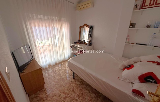 Resale - Apartment / flat - Los Alcázares - Center