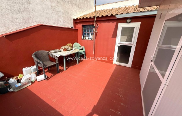 Resale - Apartment / flat - Los Alcázares - Center