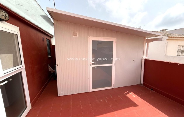 Resale - Apartment / flat - Los Alcázares - Center