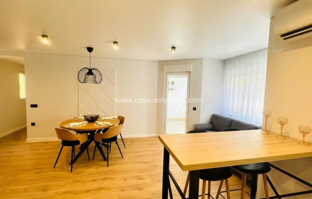 Resale - Apartment / flat - Torrevieja - Playa del Cura