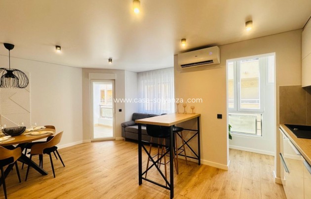 Resale - Apartment / flat - Torrevieja - Playa del Cura