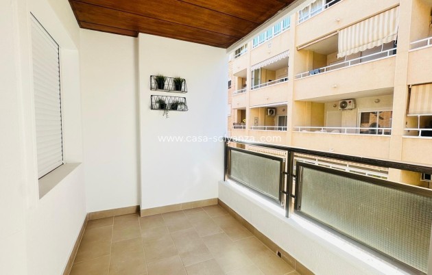 Resale - Apartment / flat - Torrevieja - Playa del Cura