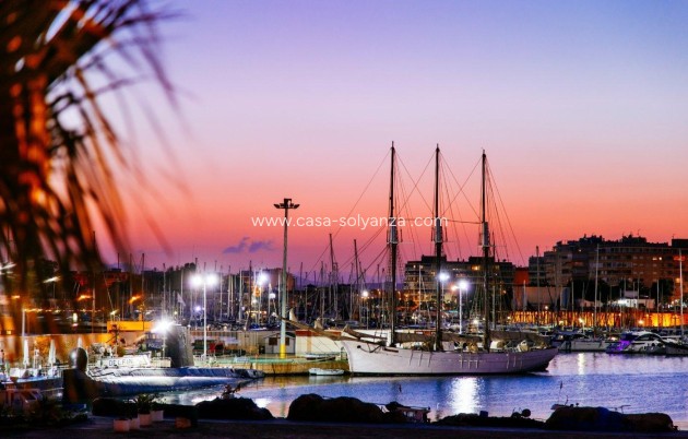 Resale - Apartment / flat - Torrevieja - Playa del Cura