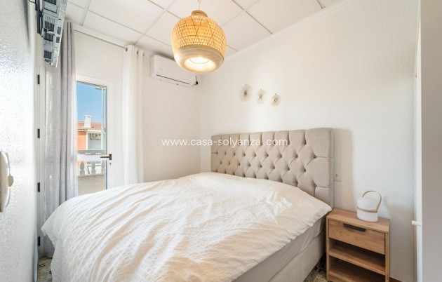 Resale - Apartment / flat - Torrevieja - Playa De Los Naufragos