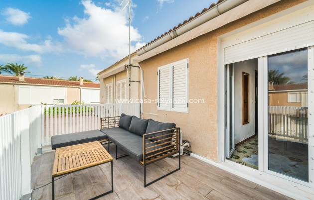 Resale - Apartment / flat - Torrevieja - Playa De Los Naufragos