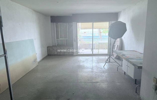 Resale - Apartment / flat - Torrevieja - Puerto