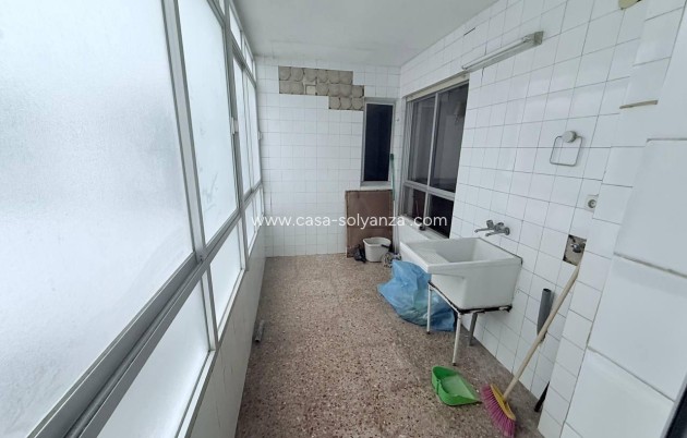Resale - Apartment / flat - Torrevieja - Puerto