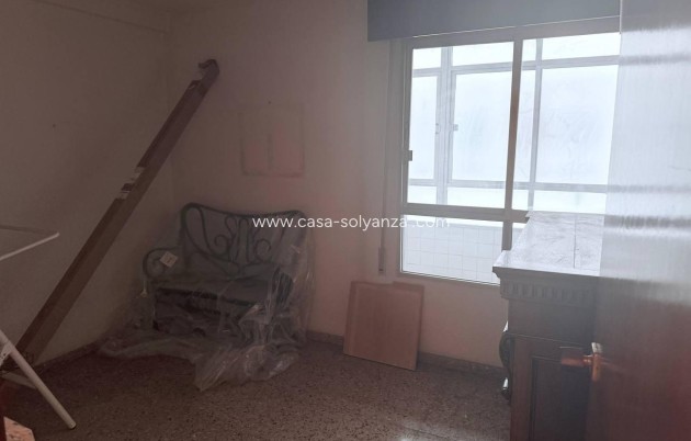 Resale - Apartment / flat - Torrevieja - Puerto