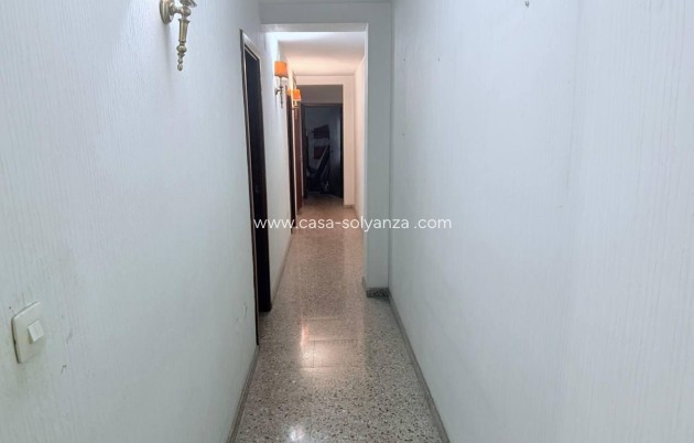 Resale - Apartment / flat - Torrevieja - Puerto
