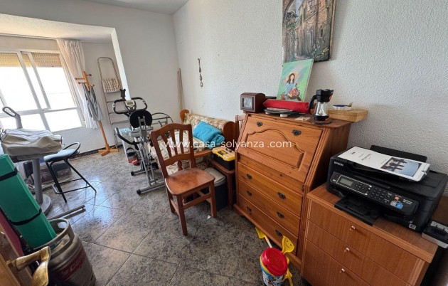 Resale - Apartment / flat - Torrevieja - El Acequión - Los Náufragos