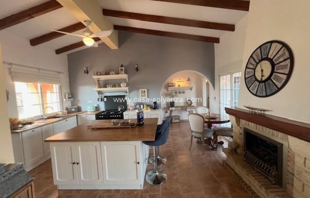 Resale - Country Property/Finca - Dolores - Comunidad Valenciana