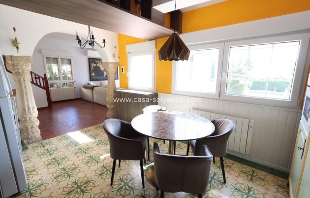 Resale - Villa - Orihuela Costa - Villamartín