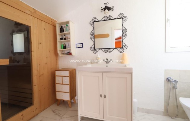 Resale - Villa - Orihuela Costa - Villamartín