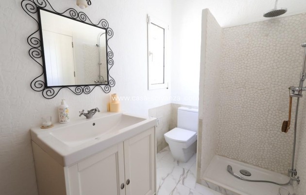Resale - Villa - Orihuela Costa - Villamartín