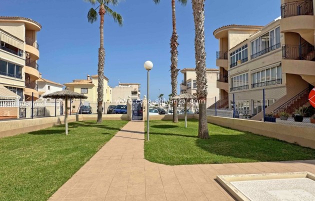 Resale - Apartment / flat - Orihuela Costa - Los Altos