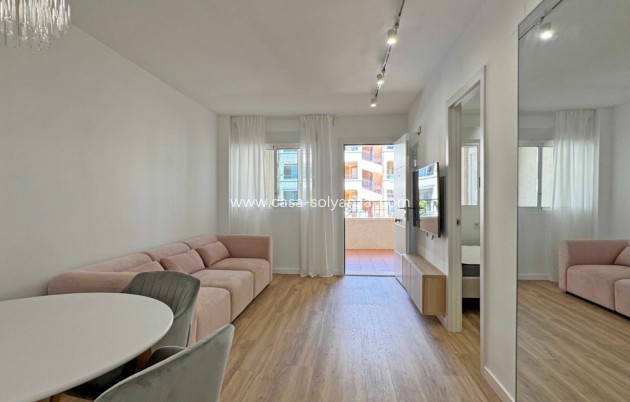 Resale - Apartment / flat - Orihuela Costa - Los Altos