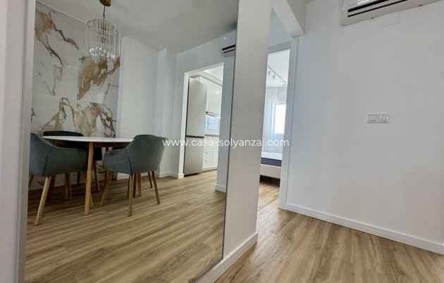 Resale - Apartment / flat - Los Altos - Costa Blanca