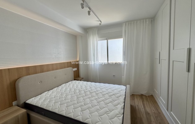 Resale - Apartment / flat - Los Altos - Costa Blanca