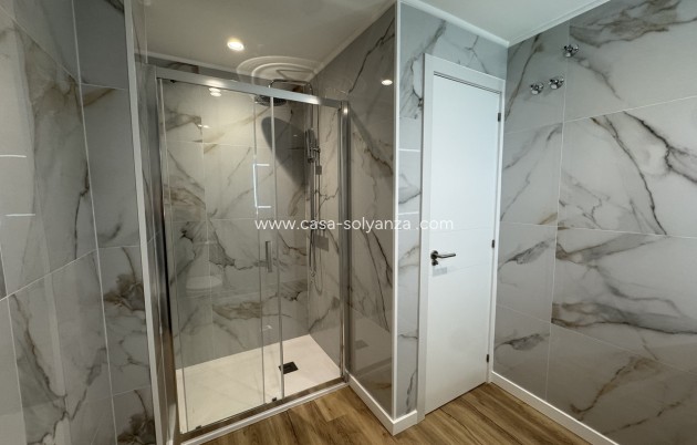 Resale - Apartment / flat - Los Altos - Costa Blanca