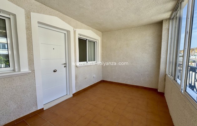 Resale - Apartment / flat - Los Altos - Costa Blanca