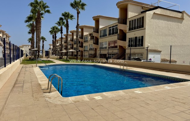 Resale - Apartment / flat - Los Altos - Costa Blanca