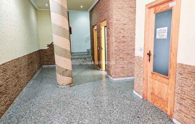 Resale - Apartment / flat - Torrevieja - Estacion Autobuses
