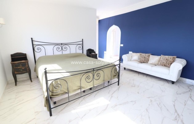 Resale - Villa - Orihuela Costa - Costa Blanca