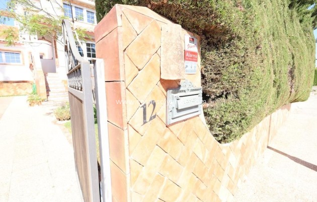 Resale - Villa - Orihuela Costa - Costa Blanca