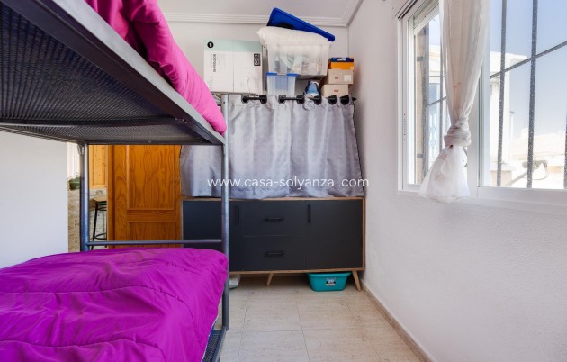Resale - Bungalow - Torrevieja - Aguas nuevas